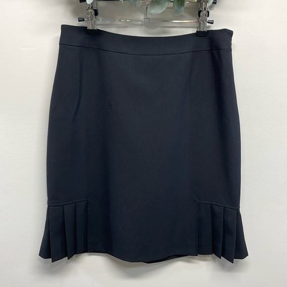 Tahari Arthur Levine Julie Pencil Skirt Side Hem Pleats 6P - Picture 1 of 13